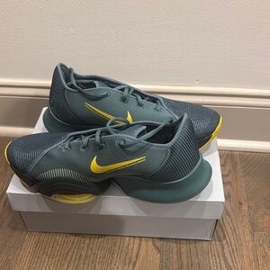 Nike Dark Gray and Yellow Running Shoes